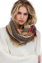 Load image into Gallery viewer, Camel Infinity Scarf